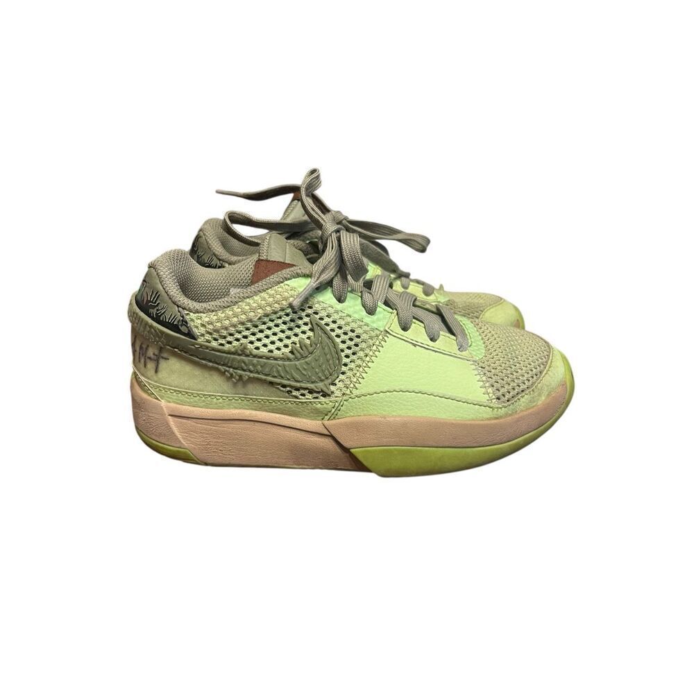 Nike Ja 1 NRG Halloween Zombie lime green kids size 2 youth